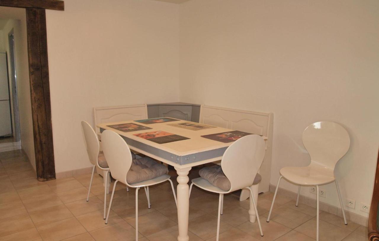 2 Bedroom Awesome Home In Mantallot Экстерьер фото
